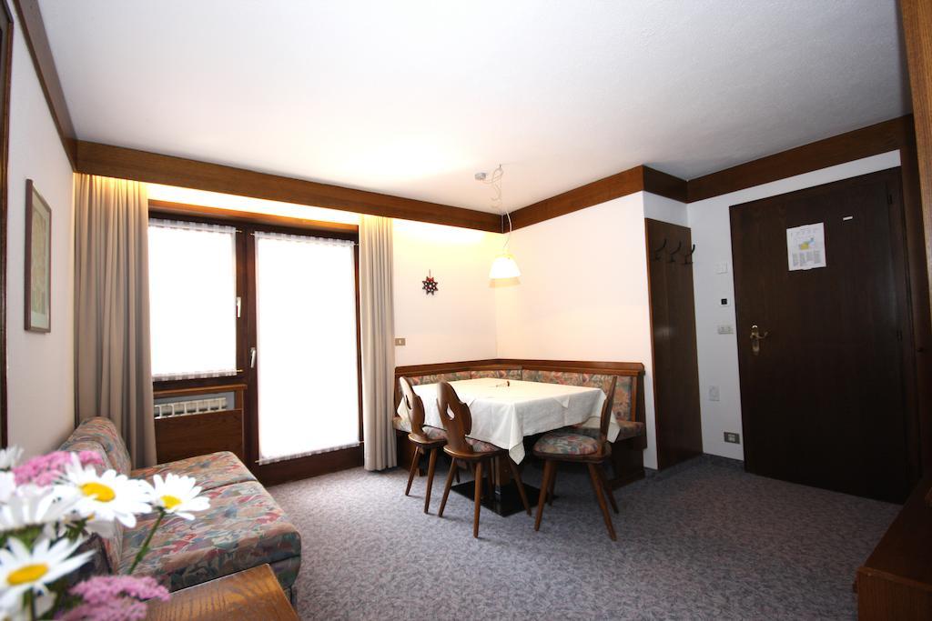 Apartments Residence Alta Badia Colfosco Rom bilde